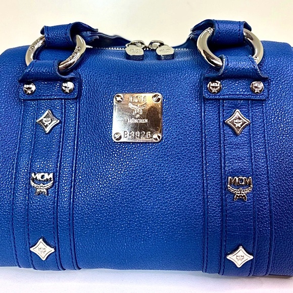 MCM Breathtakingly Beautiful Blue Pebbled Leather Boston Bag - Picture 2 of 14
